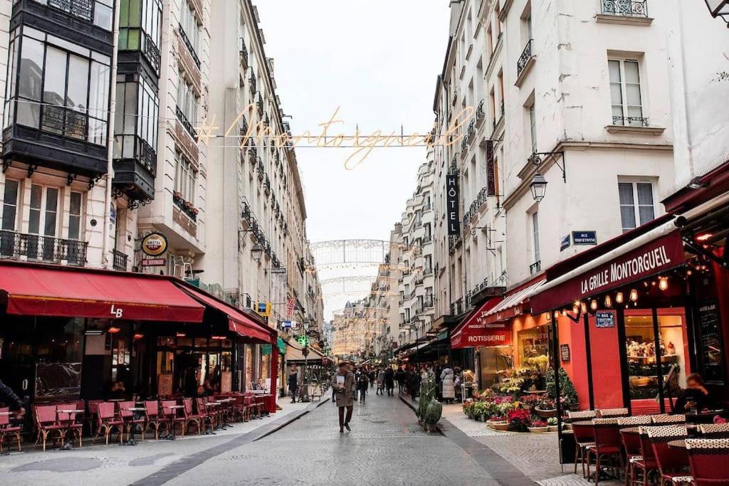 Superbe Avec Balcon Au Coeur De Montorgueil Parijs